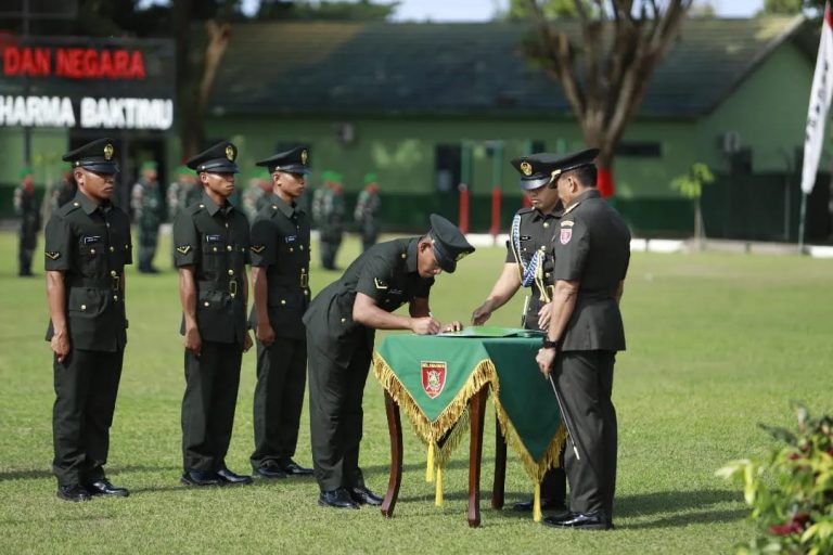Prestasi Terhormat: 46 Putra Terbaik Bumi Mulawarman Naik Pangkat Menjadi Sersan Dua
