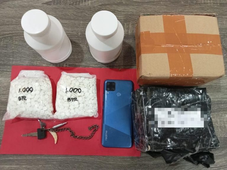 Obat keras bertuliskan Y Sebanyalk 2000 butir Diamankan Polres Kutai Barat