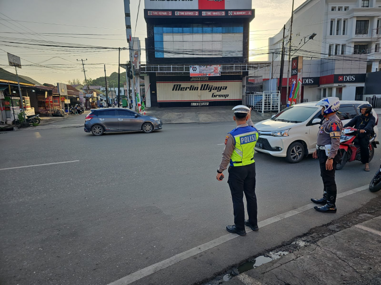 Melalui Strong Point, Personil Polresta Samarinda Hadir di Tengah Masyarakat