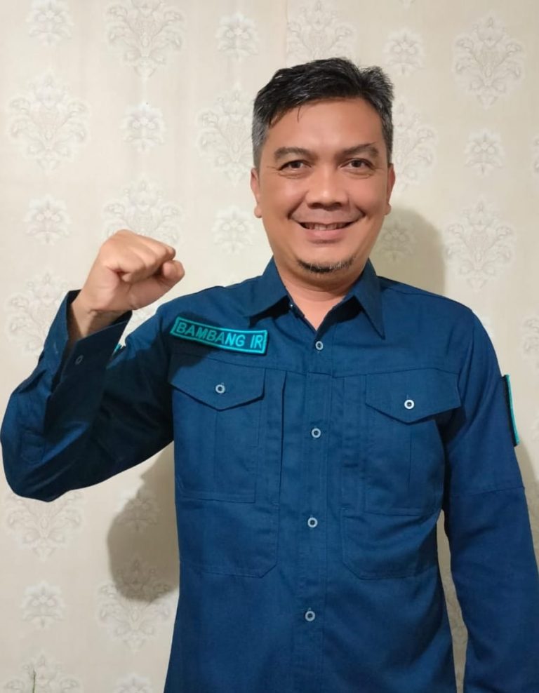 PWI Kukar Gelar Kejuaraan Badminton antar Wartawan dalam Memperingati HPN 2024