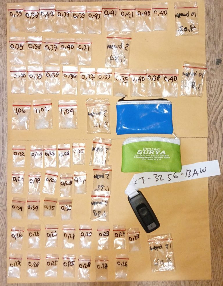 Polresta Samarinda Tangkap Tersangka Penyalahgunaan Narkotika dan Sita Puluhan Poket Sabu
