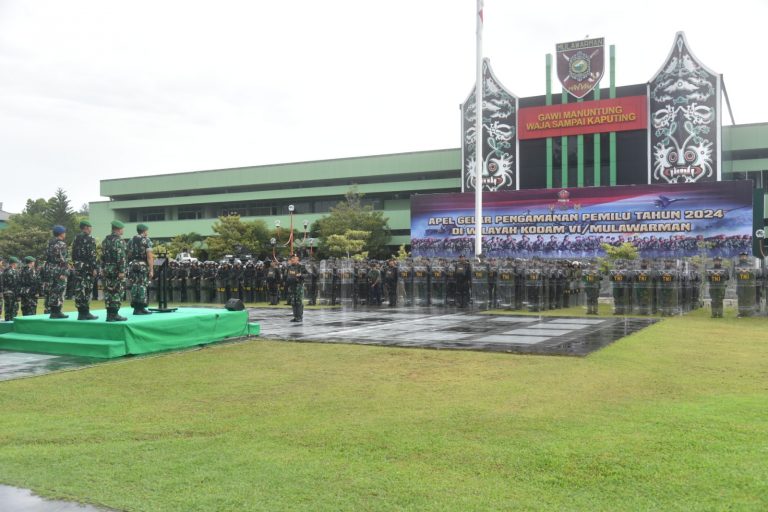 Demi Keamanan Pemilu 2024, Pangdam VI/Mlw Pimpin Apel Gelar Pasukan Di Kodam VI/Mlw