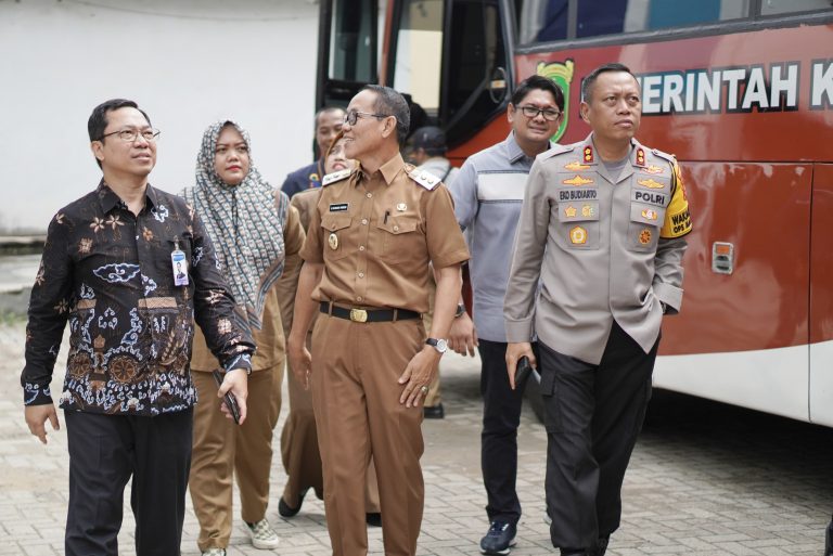 Tim Gabungan Sidak Pasar di Samarinda, Pastikan Stok Bapoting Tersedia