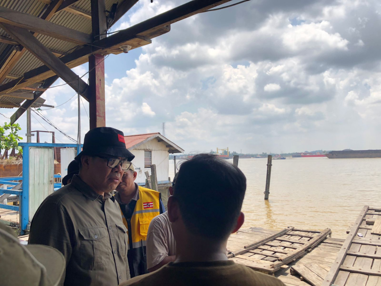 Samarinda Menuju Masa Depan: Wali Kota Andi Harun Tinjau Lahan untuk Pelabuhan Baru