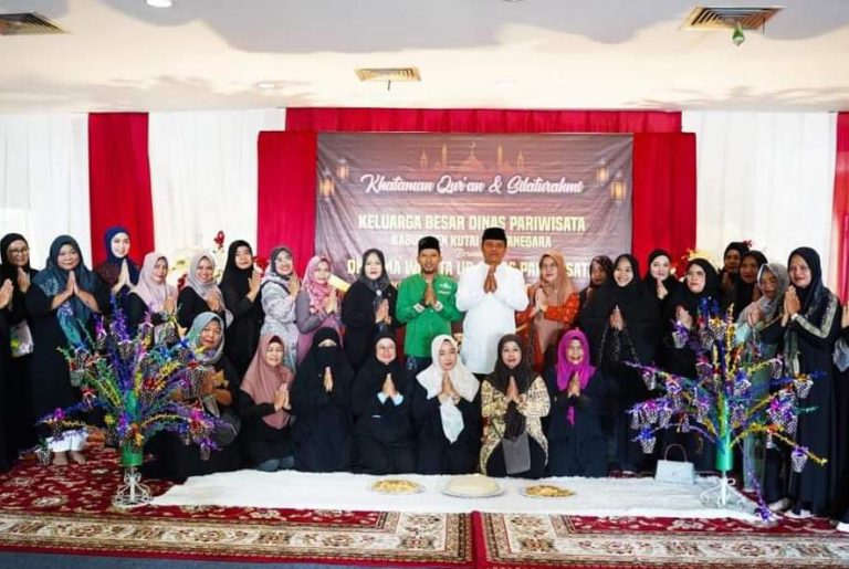 Tingkatkan Keimanan dan Pelayanan Pariwisata, Dispar Kukar Gelar Khatam Al-Qur’an dan Silaturahmi.