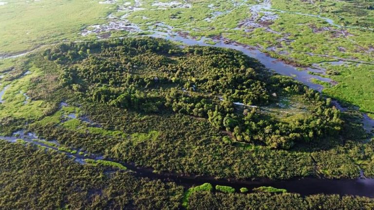 Masyarakat Desa Kayu Batu Siap Kelola Ekowisata Pulau Nusa Tuna