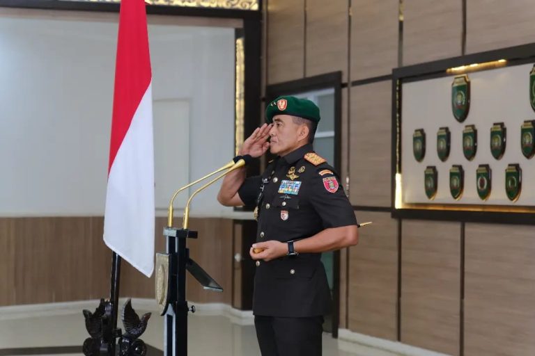 Mayjen TNI Tri Budi Utomo Pimpin Langsung Serah Terima Jabatan Danrem 091/ASN, Danrindam VI/Mlw dan Kakudam VI/Mlw