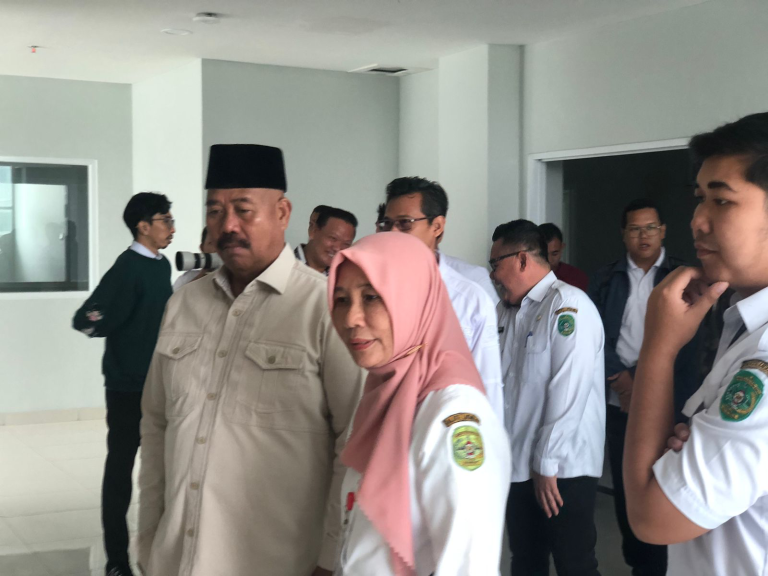 Bupati Kukar Meningkatkan Komitmennya dalam Mengurangi Stunting dengan Melakukan Kunjungan Langsung ke RSUD AM Parikesit.