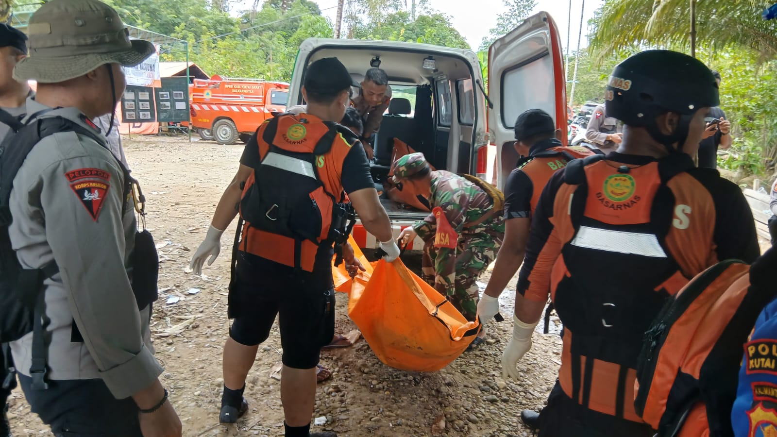 WhatsApp Image 2025-11-13 at 14.35.11