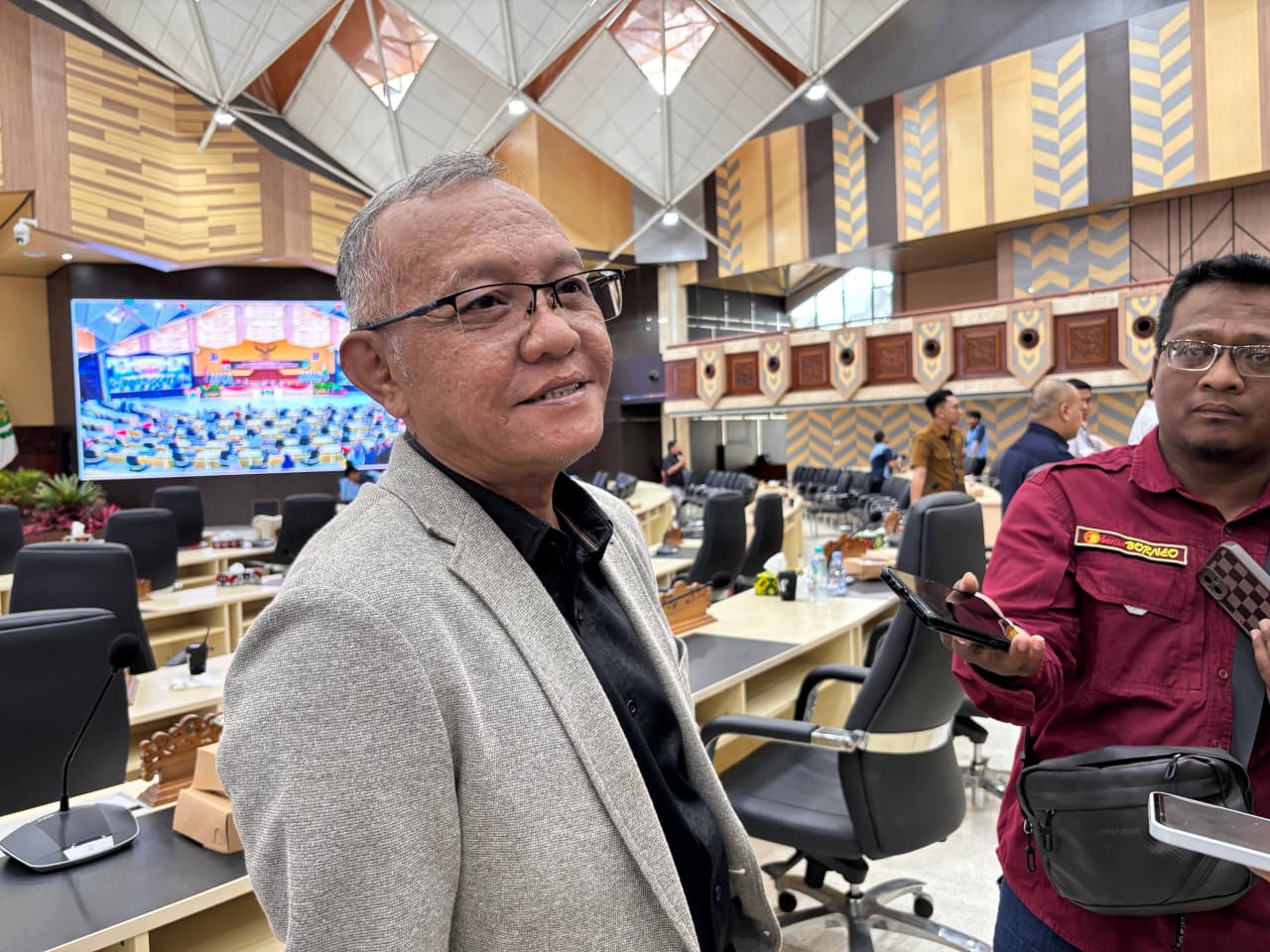 93d04409-4693-45ea-ba4e-7f2551bd2311